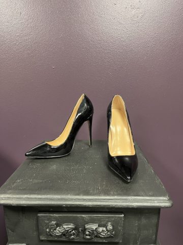 black stilettos, 37, new