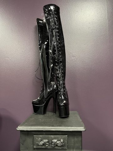 Hella, sparkling black, over knee, 8inch, 37, new