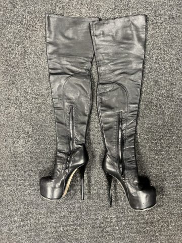 Arollo long overknee Anna2, black leather, 37, used